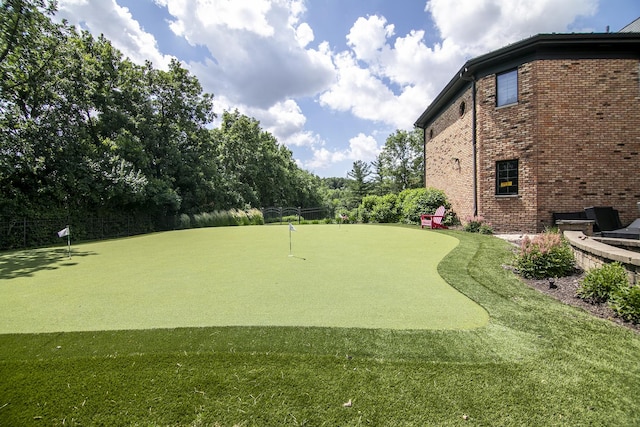 45 Silo Ridge Rd, Orland Park, IL 60467 - view of yard featuring a putting area