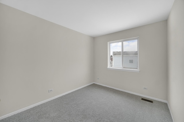 653 Fairview Ln, South Elgin, IL 60177 - empty room featuring carpet and baseboards