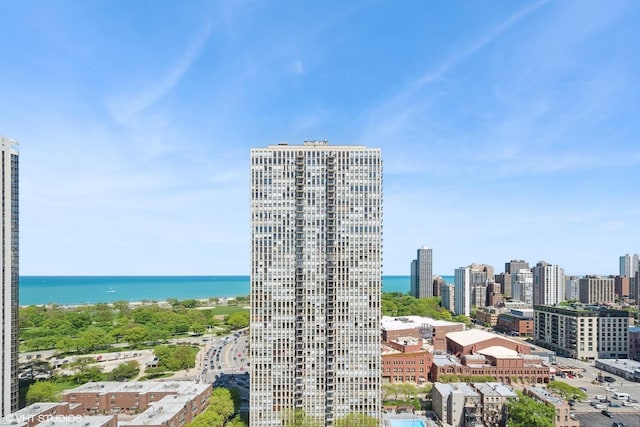1636 N Wells St Unit 2601, Chicago, IL 60614 - exterior space with a large body of water