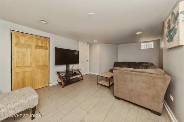 221 Cornwall Dr, Crete, IL 60417 - living area featuring recessed lighting and baseboards