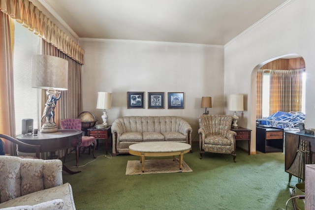 3754 W Sunnyside Ave, Chicago, IL 60625 - carpeted living area with arched walkways and ornamental molding