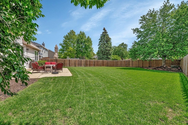 633 Salem Cir, Oswego, IL 60543 - view of yard with a patio
