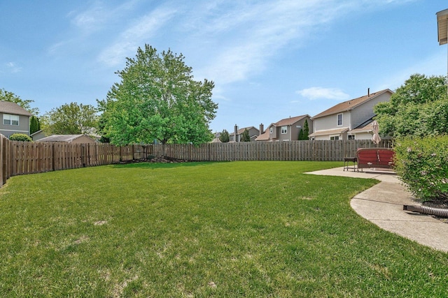 633 Salem Cir, Oswego, IL 60543 - view of yard with a patio area and a residential view
