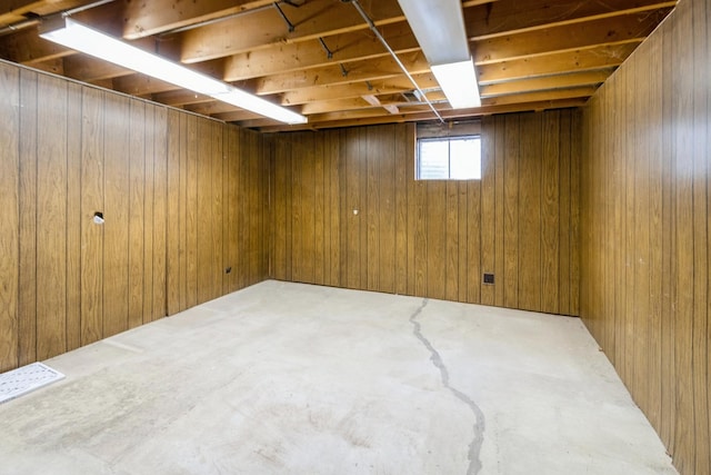 26 Marina Dr, Des Plaines, IL 60016 - below grade area with wooden walls