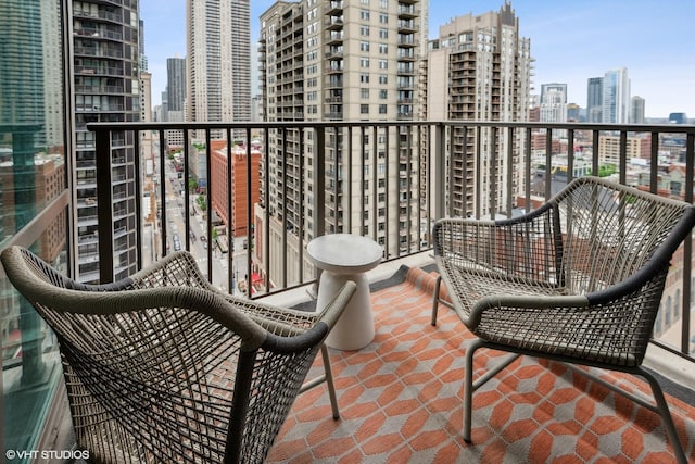 2 E Erie St Unit 1605, Chicago, IL 60611 - balcony featuring a skyline view