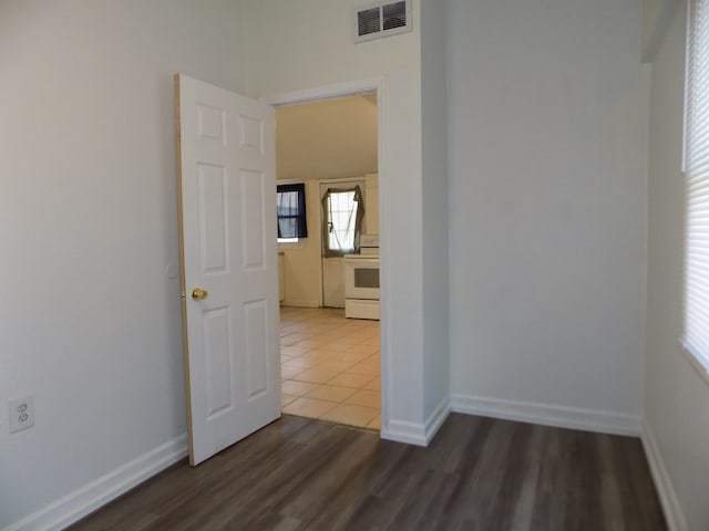 7818 Mildred Rd, Machesney Park, IL 61115 - unfurnished room featuring baseboards and wood finished floors