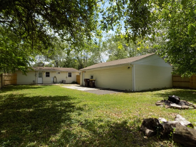 7818 Mildred Rd, Machesney Park, IL 61115 - back of property featuring a patio
