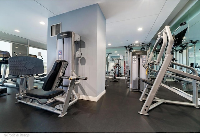 1250 S Michigan Ave Unit 702, Chicago, IL 60605 - gym featuring recessed lighting and baseboards