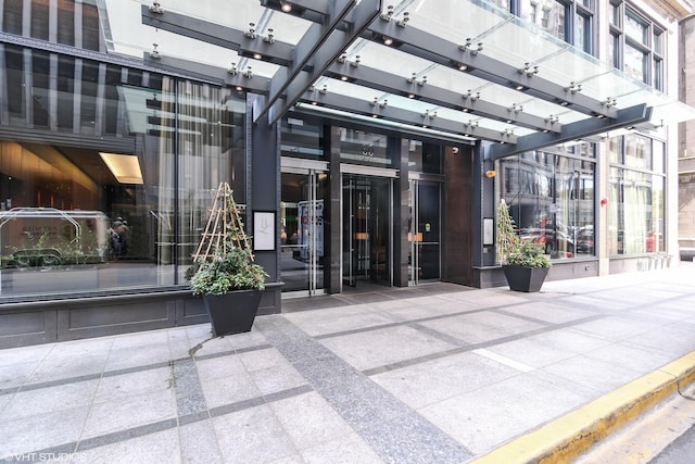 60 E Monroe St Unit 3103, Chicago, IL 60603 - doorway to property with a pergola