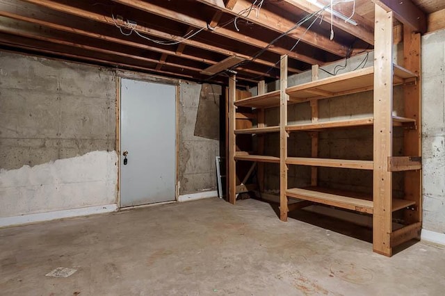 1322 Empire Ct, Freeport, IL 61032 - view of unfinished basement