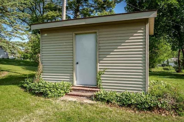 1322 Empire Ct, Freeport, IL 61032 - view of shed