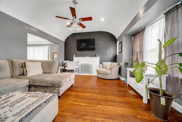 14115 S Wabash Ave, Riverdale, IL 60827 - photo 2