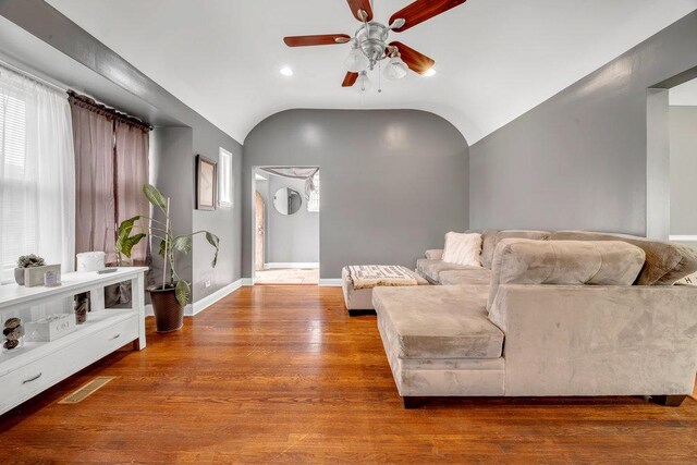 14115 S Wabash Ave, Riverdale, IL 60827 - photo 3