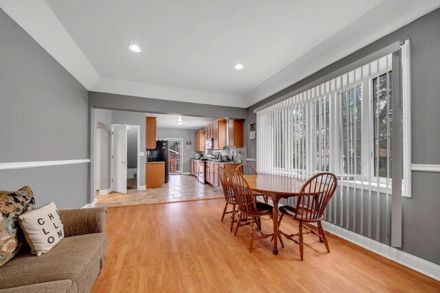 14115 S Wabash Ave, Riverdale, IL 60827 - photo 4