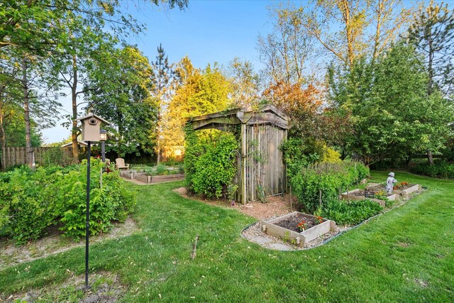 15629 W 139th St, Homer Glen, IL 60491 - view of yard featuring a garden