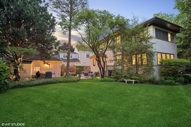 310 Fairview Ave, Winnetka, IL 60093 - view of grassy yard with a patio