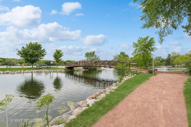 420 N E Gateway Dr, Tower Lakes, IL 60010 - water view