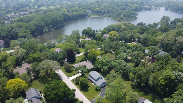 420 N E Gateway Dr, Tower Lakes, IL 60010 - aerial view of property's location with a nearby body of water and a forest