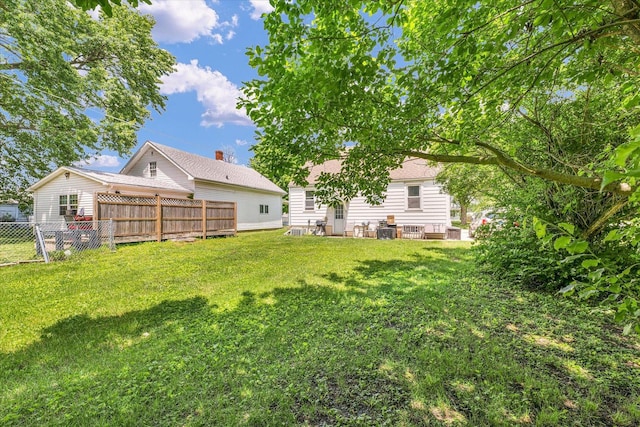 308 W Spruce St, Paxton, IL 60957 - view of yard