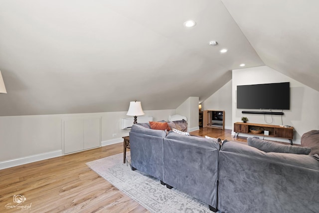 3302 Kingswood Ct, Joliet, IL 60431 - living area featuring vaulted ceiling, light wood-style floors, baseboards, and recessed lighting