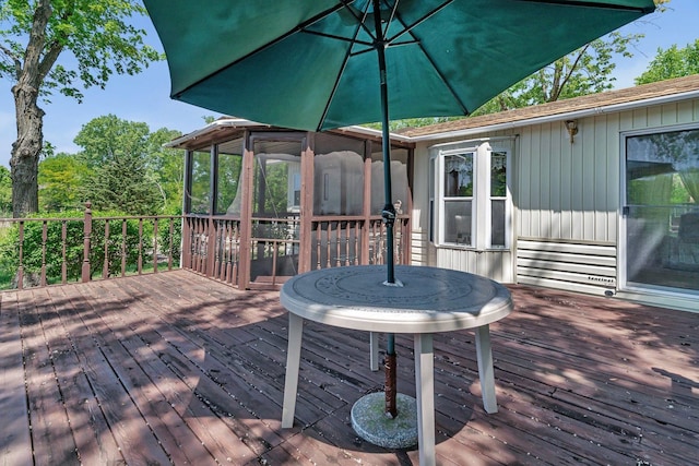 75 Largemouth Ln, Wilmington, IL 60481 - deck featuring a sunroom
