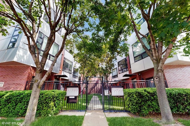 2330 W Armitage Ave Unit B, Chicago, IL 60647 - surrounding community featuring a gate