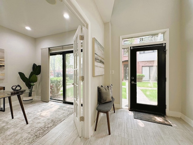 2330 W Armitage Ave Unit B, Chicago, IL 60647 - entryway featuring light wood finished floors, baseboards, and recessed lighting