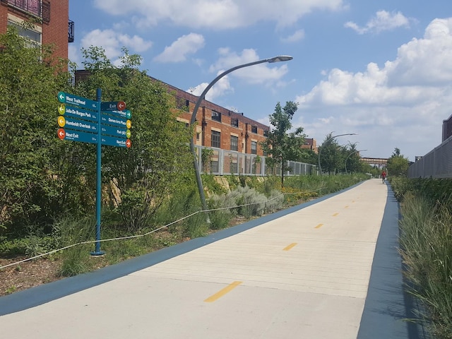 2330 W Armitage Ave Unit B, Chicago, IL 60647 - view of community