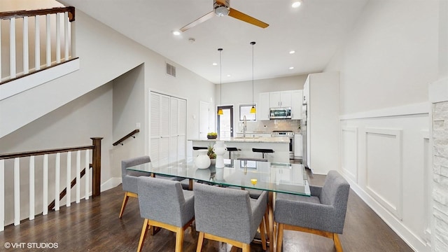 2330 W Armitage Ave Unit B, Chicago, IL 60647 - dining area featuring dark wood-style floors, a ceiling fan, and recessed lighting