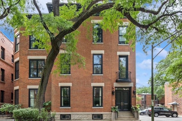 545 W Dickens Ave, Chicago, IL 60614 - view of apartment building / complex