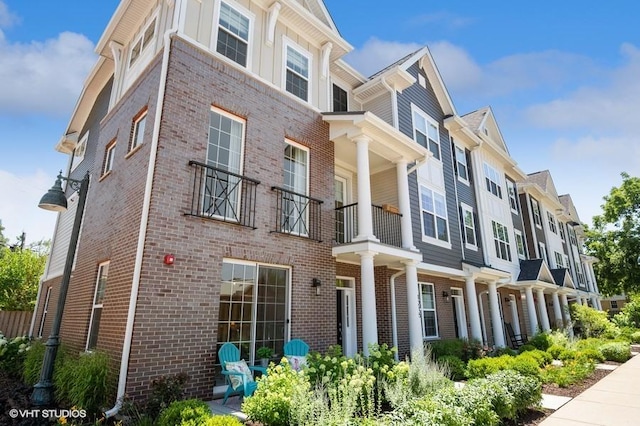 1215 Parker Dr, Glenview, IL 60025 - view of property