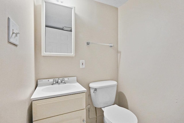 8 Manor Ct, Joliet, IL 60436 - bathroom featuring vanity and toilet