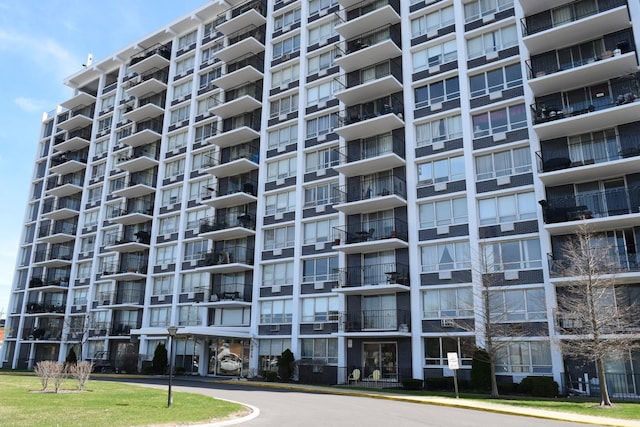 8815 W Golf Rd Unit 6B, Niles, IL 60714 - view of apartment building / complex