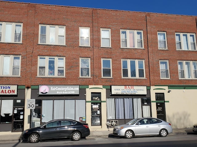 752 E 43rd St Unit 2E, Chicago, IL 60653 - view of property