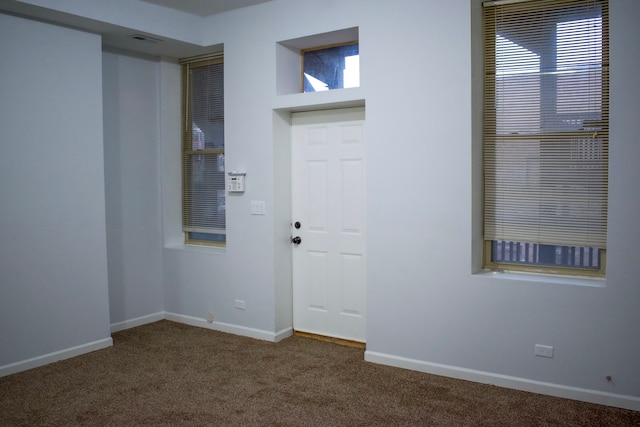 752 E 43rd St Unit 2E, Chicago, IL 60653 - carpeted foyer with baseboards