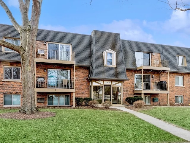 447 Cavalier Ct Unit 2-6, West Dundee, IL 60118 - view of property