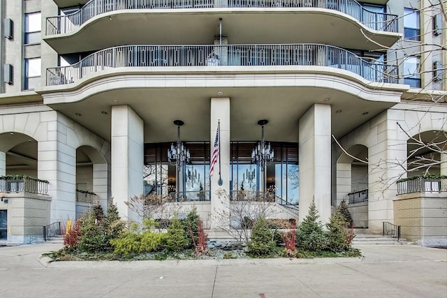 1040 N Lake Shore Dr Unit 7B, Chicago, IL 60611 - entrance to property featuring a balcony