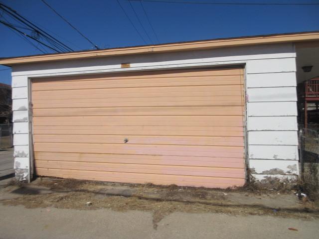 7448 S Maplewood Ave, Chicago, IL 60629 - view of garage