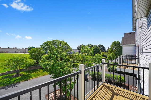 525 Plaza Pl, Aurora, IL 60504 - view of balcony