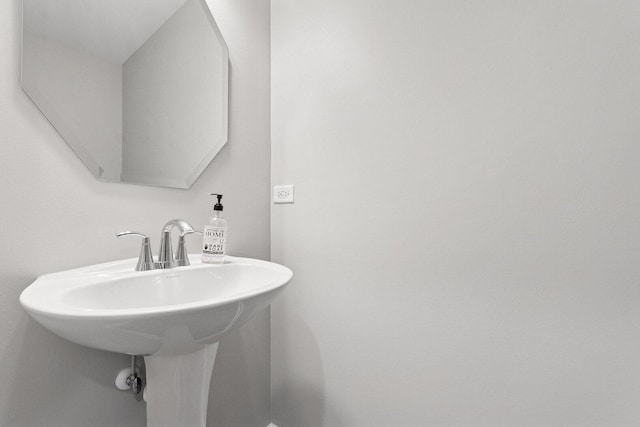 15123 W Quincy Cir, Manhattan, IL 60442 - bathroom featuring a sink