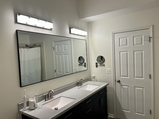 7 Ivy Ct, South Elgin, IL 60177 - full bath featuring double vanity
