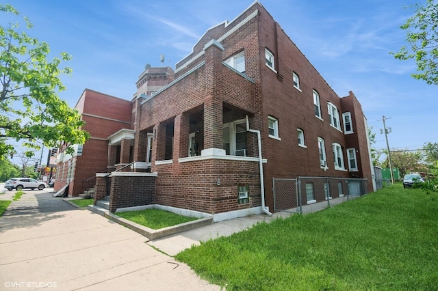 2009 W Garfield Blvd, Chicago, IL 60636 - view of building exterior