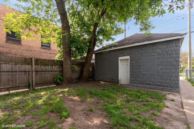 2009 W Garfield Blvd, Chicago, IL 60636 - view of yard