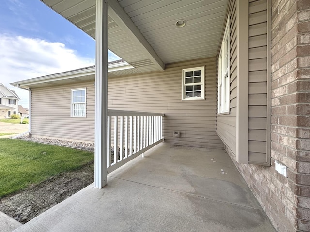 350 Centerpoint Dr N, Bourbonnais, IL 60914 - view of patio
