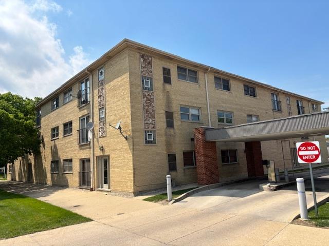8320 W Belmont Ave Unit 11, Chicago, IL 60634