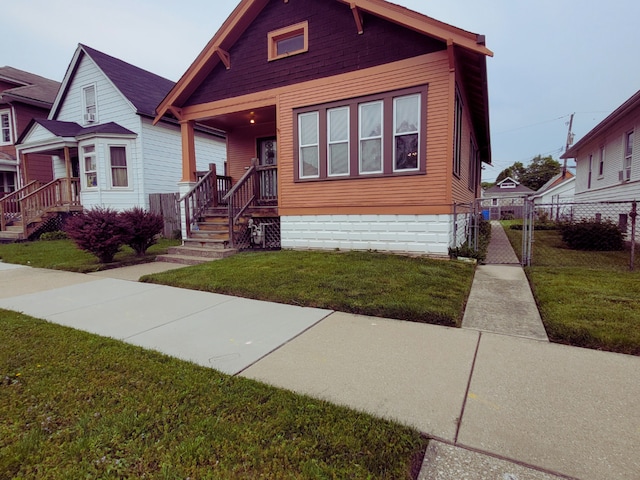 318 W 112th St, Chicago, IL 60628 - view of front facade featuring a porch