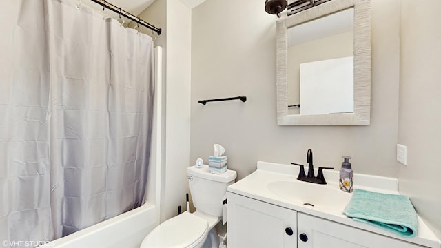 267 Juniper Cir, Streamwood, IL 60107 - full bath with toilet, vanity, and shower / tub combo