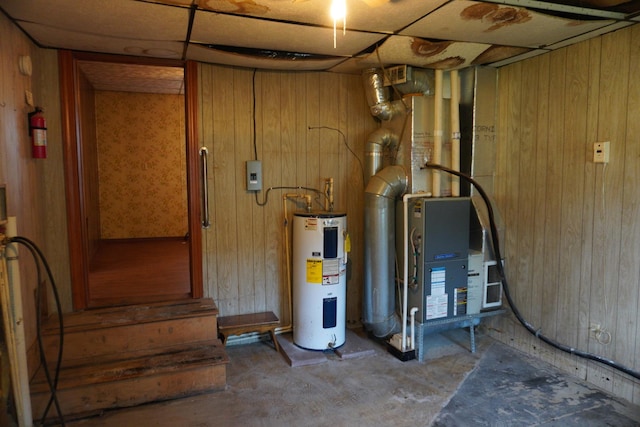 143 W Scott St, Seneca, IL 61360 - utility room featuring electric water heater