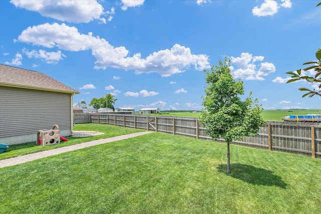 1321 W Ridge Ln, Champaign, IL 61822 - view of yard