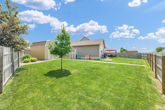 1321 W Ridge Ln, Champaign, IL 61822 - view of yard featuring a playground